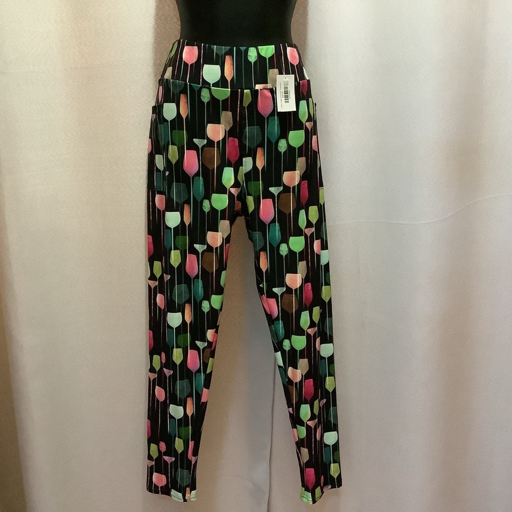Luv21 Leggings Women’s High Waisted Yoga Band Plus Size 12-20 Wine Glass Pattern